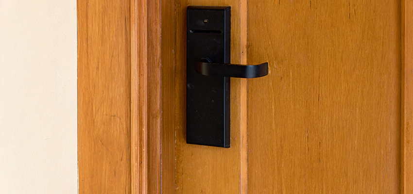 Home Security And Alarm Monitoring in Lake Mathews, California
