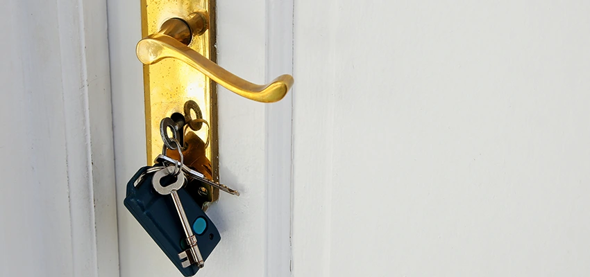 Broken Door Key Extraction in Lake Mathews, CA