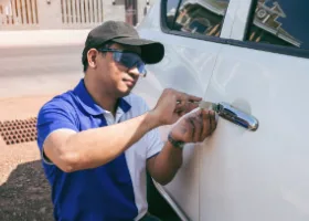 Car Locksmith in Lake Mathews, CA